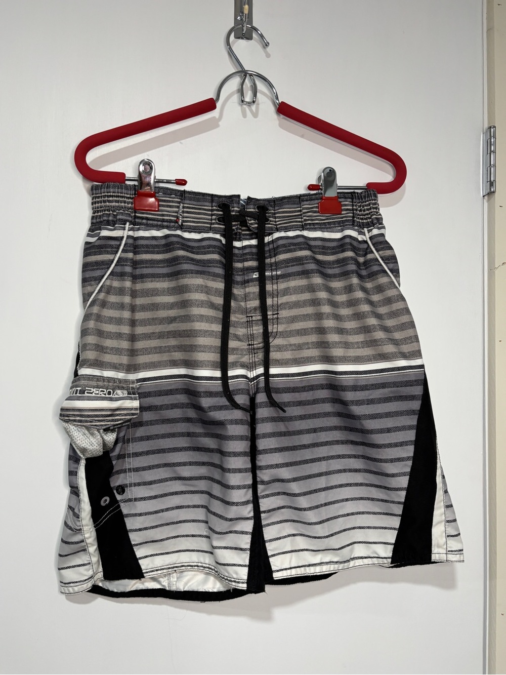Point Zero Gray and Black Striped Men's Hybrid Shorts